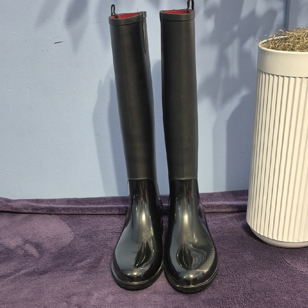 Tommy Hilfiger Glossy Black Women's Boots